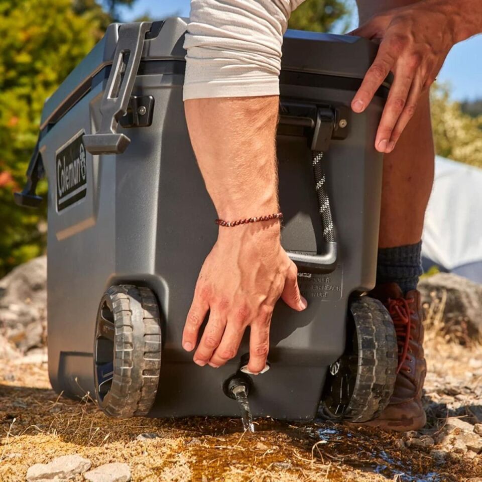 Coleman Convoy Wheeled 65 QT Tekerlekli Soğutucu Buzluk 61.5 Lt